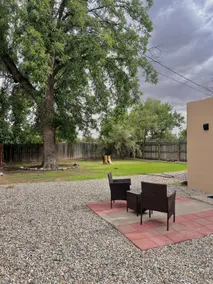 1 king bd with big fenced back yard pets welcome - Image 5