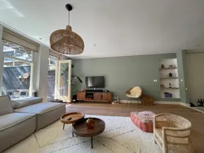 Modern apartment (105m) with garden in city centre - Image 2