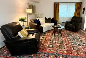 Fully furnished 1-bedroom Apt - Image 5