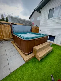 Hinton Creekside B&B 4 BDRM | 2 Bath | Hot Tub - Image 4