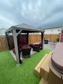 Hinton Creekside B&B 4 BDRM | 2 Bath | Hot Tub - Image 3
