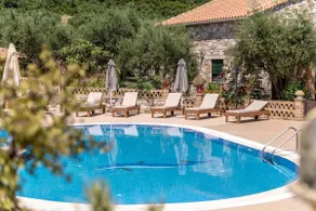 Joanna's Stone Villas - Image 3