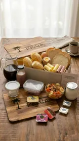Container 10 - Beach Suite - Image 3
