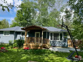 Cozy 4 Bdr Cottage Near Lake Simcoe & Beaches - Image 3