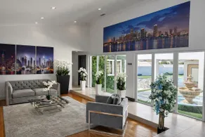 Luxury Miami Getaway - Image 2