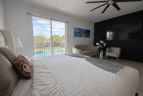 Luxury Miami Getaway - Image 4