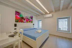 Tulipano Apt - Palazzo Palermo 1817 A/C, 2BR, Sleeps 4 - Happy Rentals - Image 3