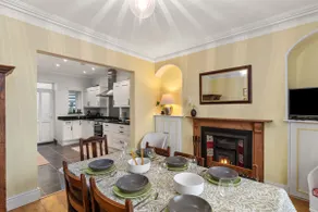 Penalun House - Beautiful Sea Views - Image 3