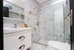 Secure, quiet apartment - Image 4