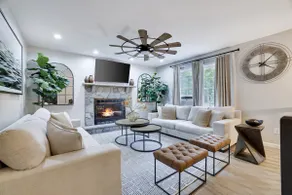 GameRoom • FirePit • Community Pool • Karaoke •A/C - Image 2