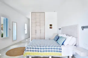 Theros Apartments 3 - Image 4