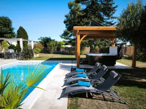 Estate • Private Hot Tub & Heated Pool • Bergerac - Image 3