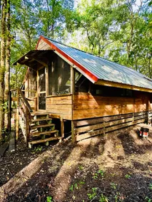 Nature's Getaway: Red Bird Camping Cabin - Image 4