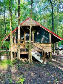 Nature's Getaway: Red Bird Camping Cabin - Image 3