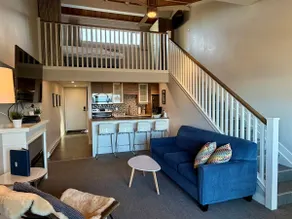 Shorewater Resort Deluxe Loft - Image 3