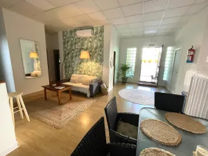 Loft Apartment - 3 Bedrooms - Image 2