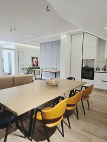 Luxe Penthouse Heated Jacuzzi Ping Pong & BBQ - Image 2