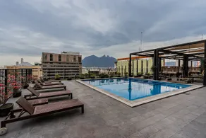 Modern and centrally located apartment in Mty - Image 5