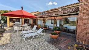 Luxury country house in Cota - Image 5