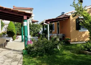Guest House Bizjak - Guest House Bizjak - Cherry ( - Image 2
