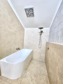 Spacious 2-Storey CBD House | Free Parking - Image 5
