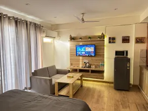 (500)Luxurious studio Golf course with Pvt terrace - Image 2