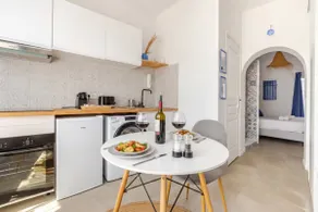 Le Santorini 3* city center & private terrace - Image 2