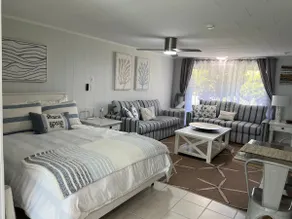 Poolside studio home! A walk to the beach! - Image 3