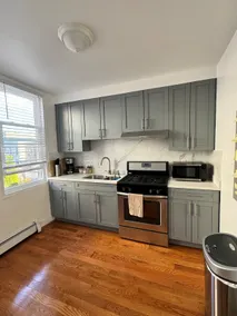 Entire 3 bedroom apartment- 15 minutes from NYC! - Image 3
