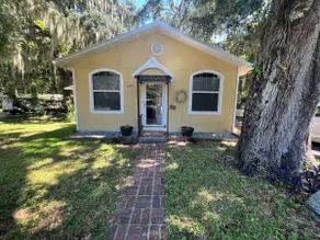The Johnson House - Image 2