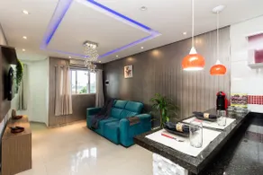 Complete Triplex with 2 En-Suites, 3 Parking Spaces & Security - Image 4
