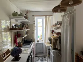 Charming little house. - Image 4