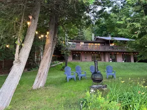 Private Rustic Lodge w/ Lakefront Views - Image 2