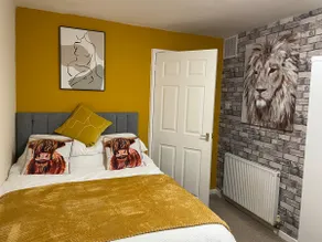 Spacious one bedroom flat, entire property. - Image 4