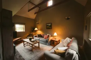 Longford Holiday Red Rose Self Catering Cottage - Image 2