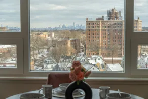 Rosy Retreat w/ NYC View & Free Park|10%OFF 5 days - Image 3