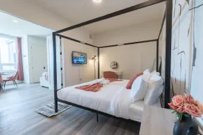 Rosy Retreat w/ NYC View & Free Park|10%OFF 5 days - Image 5