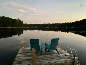 Secluded lakefront cottage - fire pit, kayaks. - Image 3