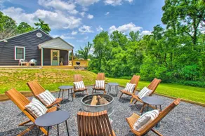The Little Farmhouse Hot Tub & Wine Country - Image 4
