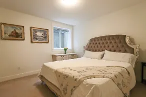 5 Star Stay-Suite Plus Breakfast - Image 2