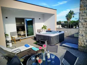 Villa Luz 37 - Jacuzzi Terrace & Swimming Pool - Image 4