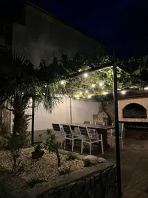 Lukari Vacation Home - Image 4