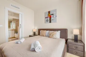 No.1 Beachfront Cosy apartment - Image 5