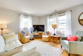 Charming + Updated Villas Home w/ Backyard! - Image 5