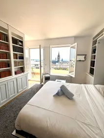 Hycenter with Terrace - View & Location #1 - Image 5