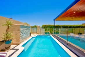 Luxury Villa W Pool & Spa 5 BEDROOMS - Image 3