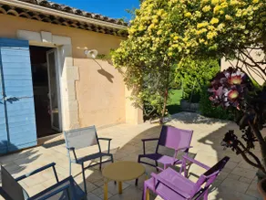 Provencal cottage at the foot of the Petit Luberon - Image 4