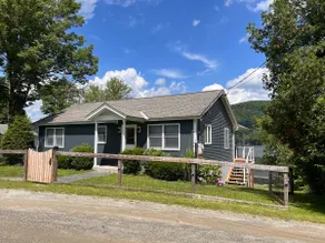 Lakefront cottage Lake Saint Catherine, VT! - Image 2