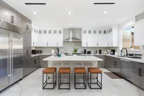 Granada Hills Estate | Lap Pool, Spa & Guesthouse - Image 3