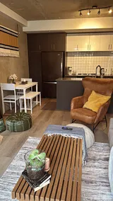 Modern Spacious 2B 2.5B spacious town house - Image 3